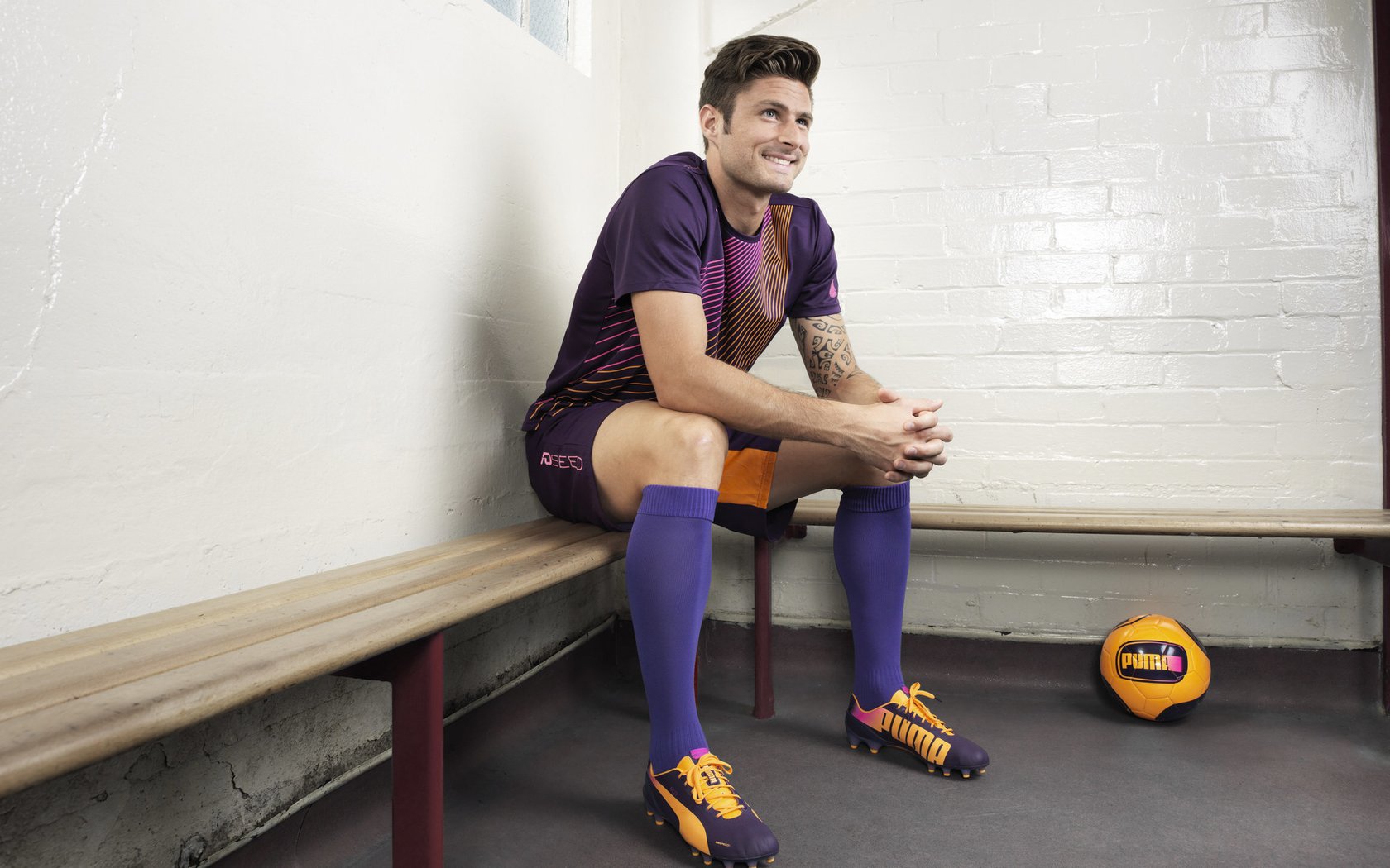 开云体育APP下载-巴斯托尼展现巨星价值,巴黎淘汰赛过关埃及,足球版图上的文明对话 第2张 开云体育APP下载-巴斯托尼展现巨星价值,巴黎淘汰赛过关埃及,足球版图上的文明对话 第2张