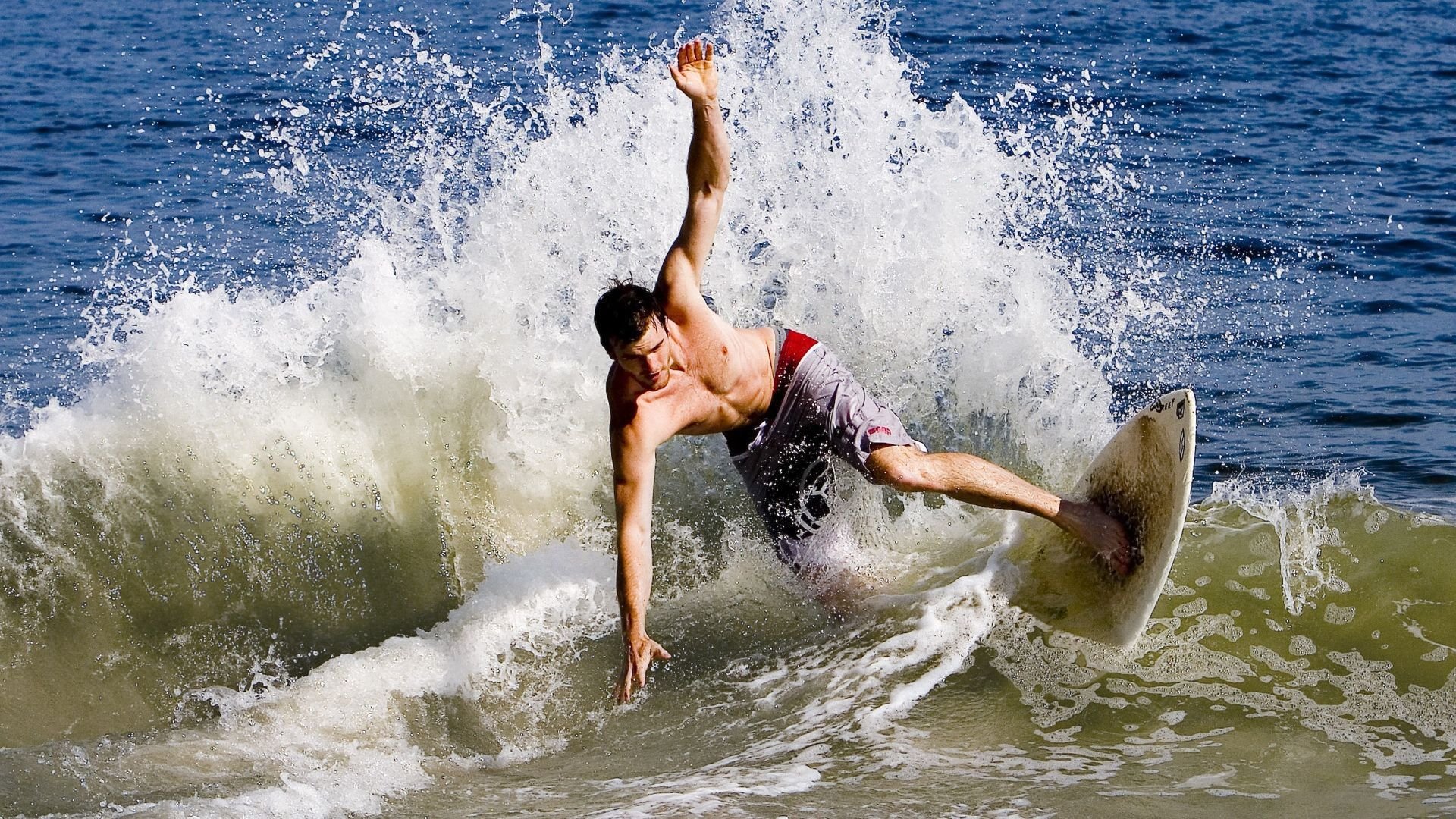 开云体育平台APP-F1街道赛之夜,切特打出生涯之夜 第2张 开云体育平台APP-F1街道赛之夜,切特打出生涯之夜 第2张